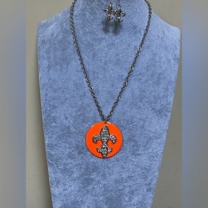 Silver tone fleur de Lis on orange epoxy coating pendant necklace set